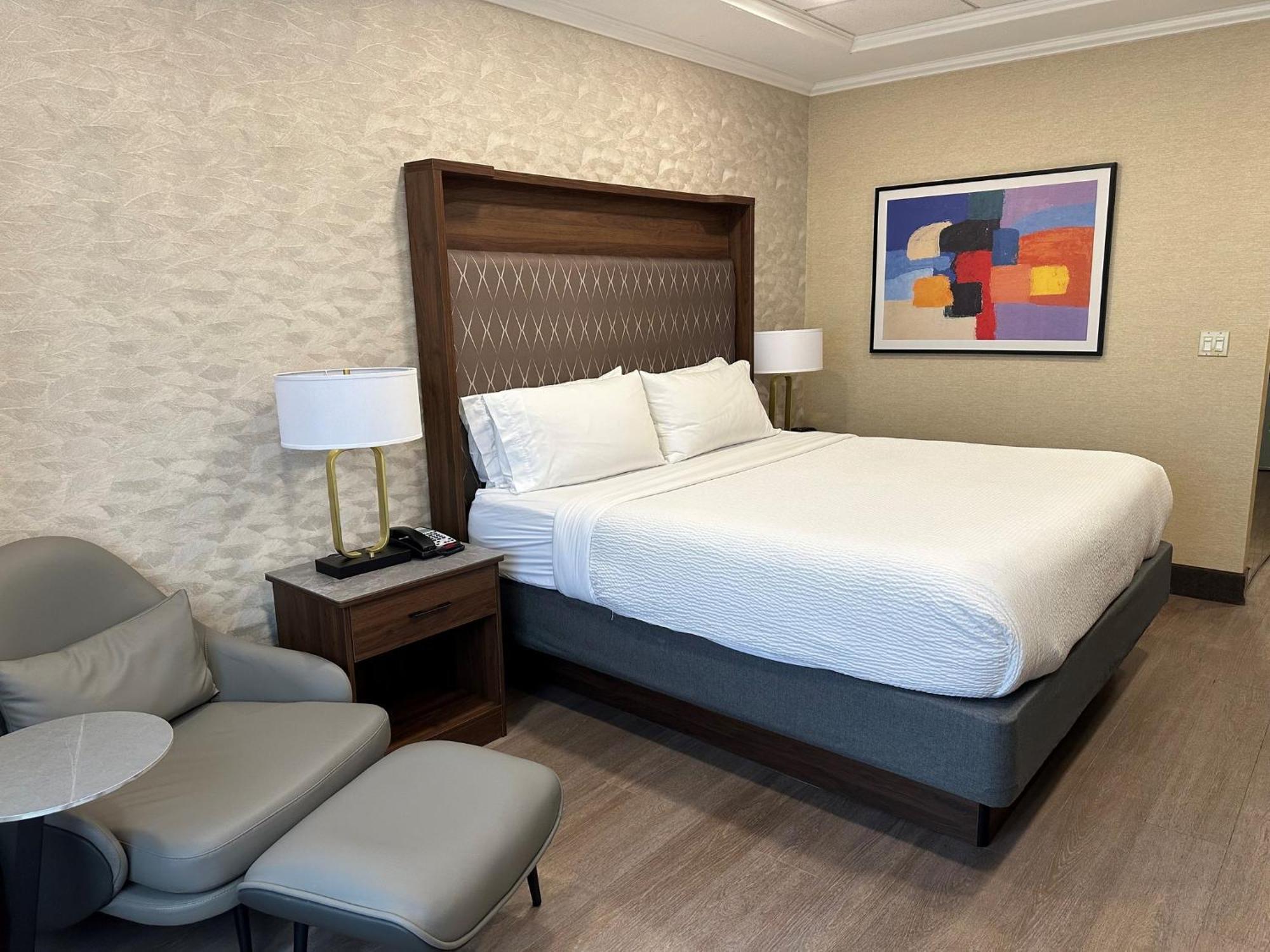 Holiday Inn Plainview-Long Island By Ihg Dış mekan fotoğraf