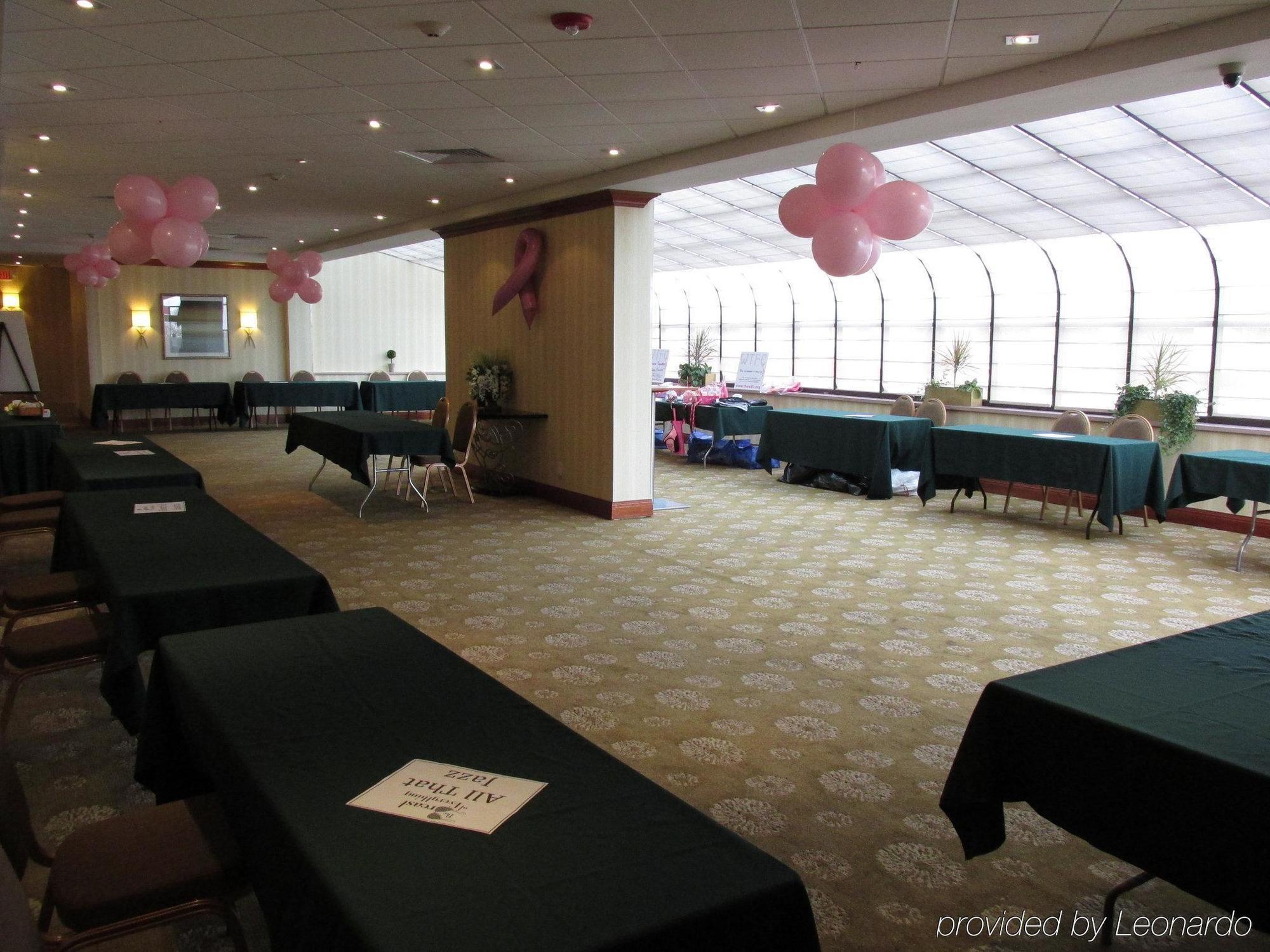 Holiday Inn Plainview-Long Island By Ihg Dış mekan fotoğraf